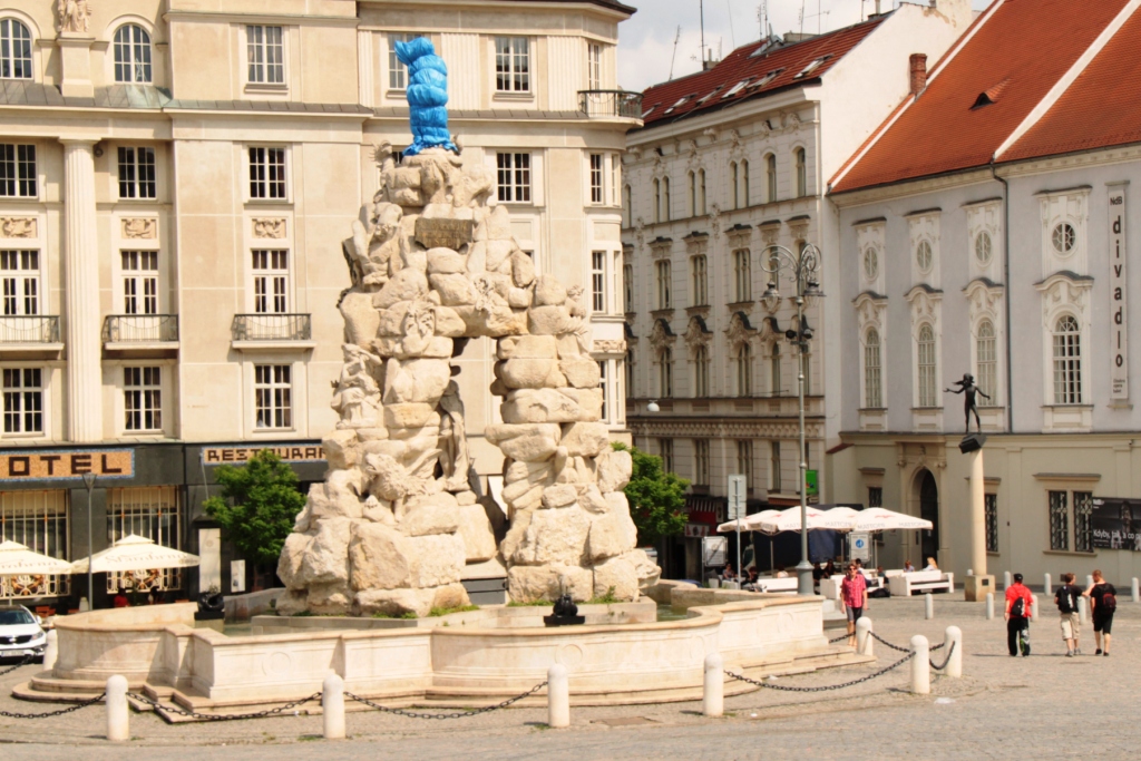 KAŠNA PARNAS V BRNĚ