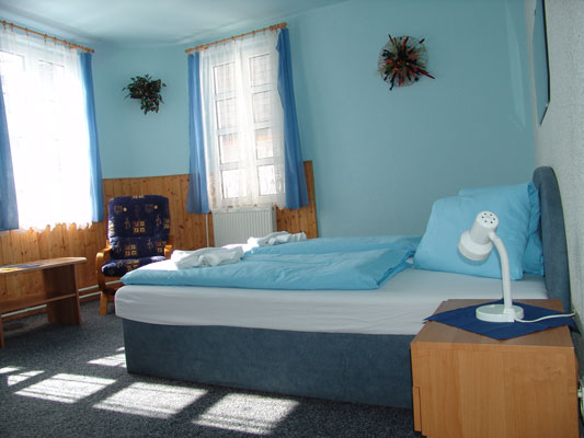 HOTEL SNĚŽNÍK V JÍLOVÉM U DĚČÍNA